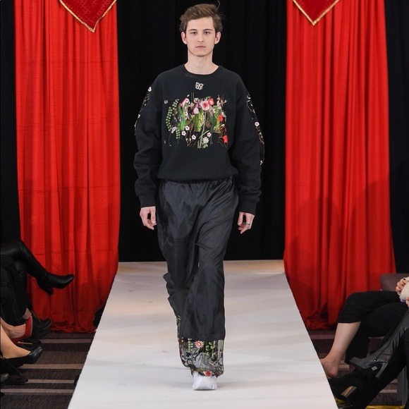 Meet your Posher, Oshay - Picture 12 of 16